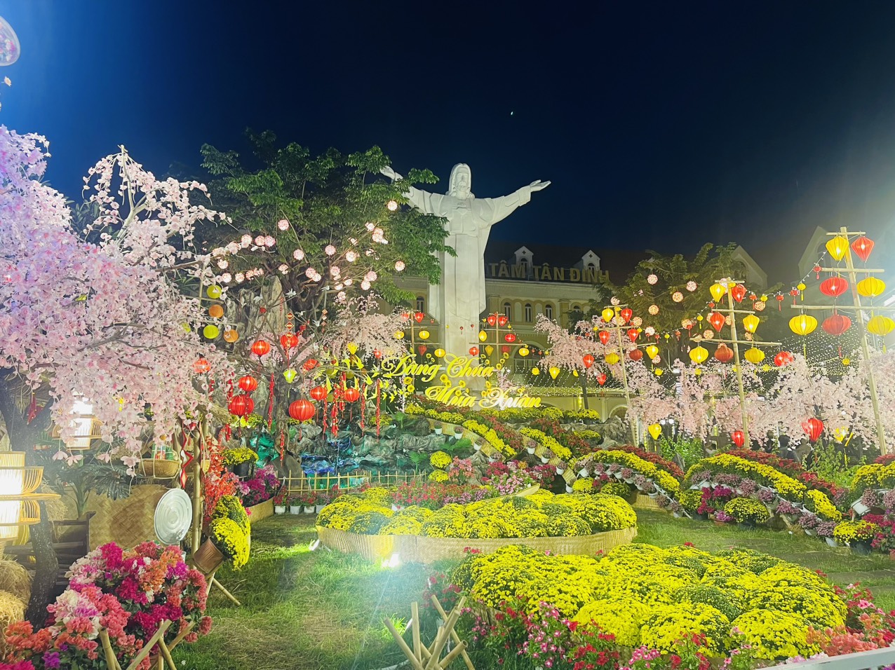 Một mùa xuân đầy hoa